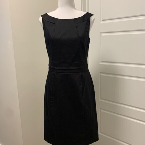 Jacob Fitted dress - Picture 1 of 7